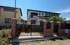 Vila| Duplex de vanzare | Balotesti | cu etaj si mansarda mobilata lux - 1