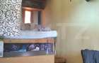 Casa de vanzare, 40 mp, 12 ari de teren, zona Rebrisoara