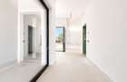 Vila de lux cu 5 camere, 5 bai, in Dumbravita - 9