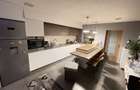 Casa S+P+E+M | 605 mp utili | 10 camere | 3 bucatarii | 4 bai | 3 terase | Garaj