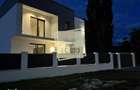 Casă individuală 4 camere 3 băi teren 359 mp - 1