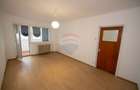 Apartament 3 camere de vanzare Drumul Taberei Metroul Ialomitei 10min - 9