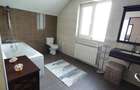 Casa impunatoare D+P+M, 280 mp utili, teren 850 mp,  în Europa - 21