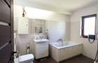 Casă individuală exclusivistă,  4 camere, bucătărie separată, 500 mp