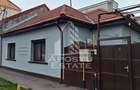 Casa individuala de vanzare, cu 4 camere si 2 garaje, zona Lipovei - 3