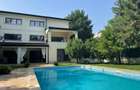 Resedinta deosebita,renovata 2023,P+2,garaj 2 loc, sauna, piscina, teren 1130 mp - 14