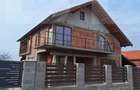 Vand casa la gri in Sat Costeiu str.  crizantemelor nr.235