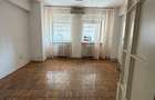 Universitate stradal / spatiu in cladire de birouri / 3 camere - 80mp / - 5