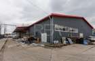 Doua hale / spatiu industrial + birouri 5000 mp / Sector 4 - 3