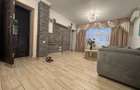 Vila de vanzare cu 2 apartamente individuale in Cartierul 23-metrou Republica - 2