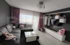 Apartament 2 camere, 2 parcari, curte+foisor - 1