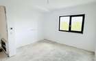 Duplex despartit prin camera tehnica- 4 camere si 3 bai - Urseni - 19