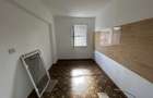 Apartament cu 2 camere de vanzare, etaj 4, zona Sud - 1