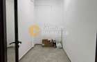 Spatiu Comercial Vitrat- 60mp - Front Stradal - Podu Ros - 9