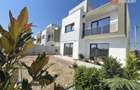Casa Moderna cu Rooftop | 3 dormitoare | 3 bai | An 2022 | 225000 euro