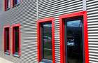 Complex imobiliar:cladire birouri,2 hale noi si 3424mp teren, Piatra Neamt - 1