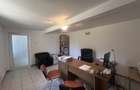 Spatiu Comercial 2 camere central de inchiriat - 3