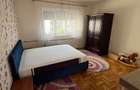 Proprietar - Apartament de inchiriat, 3 camere decomandate, parcare, Magheru - 10
