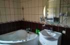 Vilă cu livadă, inconjurata de pădure, oază de liniște și relaxare - 11