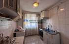 Apartament 3 camere de vânzare - Zona Centrală / 2 băi - 19