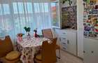 Proprietar vand apartament 3 camere  - 1