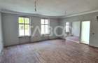 Spatiu comercial de inchiriat pe Lucian Blaga in centru Sebes - 2
