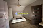 Proprietate 2 case curte pavata Teren 700 mp Hotel CETATE gard utilitati - 2
