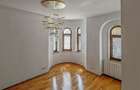Vilă spațioasă de închiriat, 11 camere, București - 3