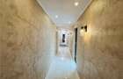 Casa de inchiriat, 4 camere, 130 mpu, 300 mp teren, zona foarte buna - 16
