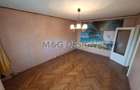 Etaj 2,  str Aries -Spitalul Judetean 3 camere - 2