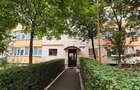 Oferta! Apartament 3 camere, decomandat, etaj 3/4, str Sitarului, Brasov - 1