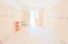 Apartament 3 decomandate, etaj 1, renovat, zona Ura