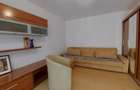 2 cam decom metrou Dristor, et.2/10, de închiriat 500 Eur mobilat, proprietar - 2