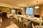 Vilă cu 10 camere P+2E+M 400 M² utili 2800 M² Teren Comandau - 9
