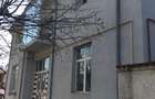 Proprietate ultracentrală cu spațiu comercial și parcare proprie - 2