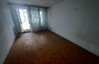 Apartament cu 2 camere decomandat, etajul 2/10, zona Alexandru cel Bun - 2