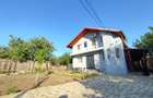 Casă frumoasă de vânzare în Petrachioaia - zonă centrală lângă lac - 1