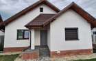 Domnești, casa individuala, 4 camere, 2 bai, 105mp utili, suprafață teren 330mp