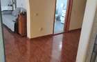 Teren= 350 mp + casa  parter zona Parc Balcescu .