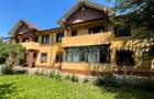Casă Duplex Integral (Ambele Părți) - 325mp Utili, 1000mp Teren, Asfalt - 1