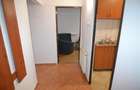 Apartament 3 camere decomandat intrare Răcădău, Str. Carpați - 11