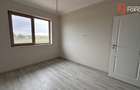 Duplex de vanzare cu 5 camere, despartit prin garaj, zona Giroc  - 27