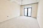 Apartament cu 2 camere, gradina, bucatarie inchisa, in Giroc - 2