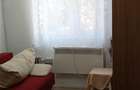 Garsoniera, zona Bariera, Etaj 1, - 1