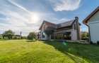 Proprietate exclusivista de vanzare: 2 case | 9 camere | 2000 mp teren - 19