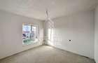 Jumatate de duplex cu 5 camere de vanzare, despartit, Dumbravita - 2