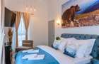 Apartament unic in PREDEAL – LUX, vedere la partie cu terasa si parcare - 9