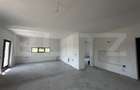 Casa plan parter, zona Narciselor 2 - 5