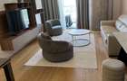 Apartament 2 camere lux Up-Site vedere către lac loc de parcare - 4
