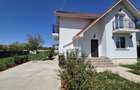 Vanzare vila Crevedia - 2